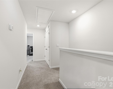 7109 N Mills Road - Photo Thumbnail 10