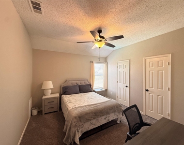 1421 Berkley Road - Photo Thumbnail 14