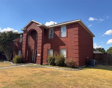 1421 Berkley Road - Photo Thumbnail 2