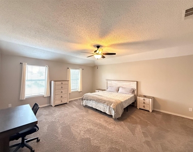 1421 Berkley Road - Photo Thumbnail 8