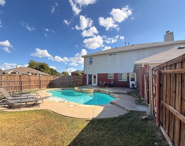 1421 Berkley Road - Photo Thumbnail 17