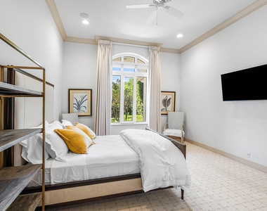6373 N Ocean Boulevard - Photo Thumbnail 32