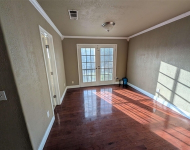 1940 Cedar Ridge Drive - Photo Thumbnail 28