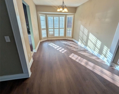 1940 Cedar Ridge Drive - Photo Thumbnail 6