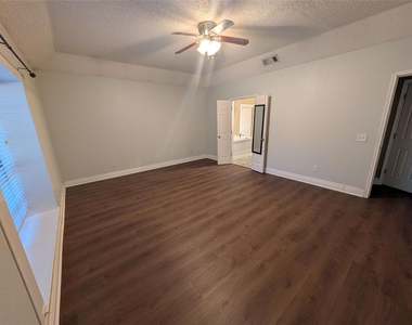 1940 Cedar Ridge Drive - Photo Thumbnail 23