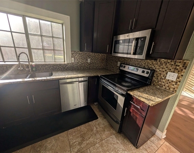 1940 Cedar Ridge Drive - Photo Thumbnail 12