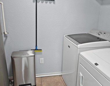 4602 Green Meadow Drive - Photo Thumbnail 27