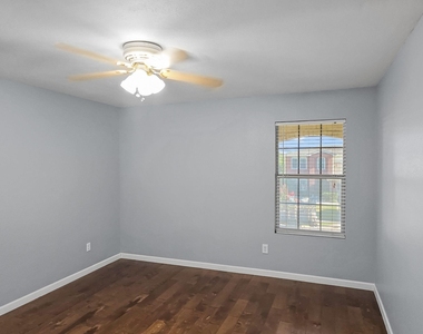 4602 Green Meadow Drive - Photo Thumbnail 18