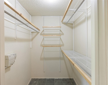 4240 Madera Road - Photo Thumbnail 8