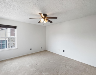 4240 Madera Road - Photo Thumbnail 15