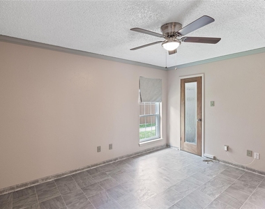 4240 Madera Road - Photo Thumbnail 7