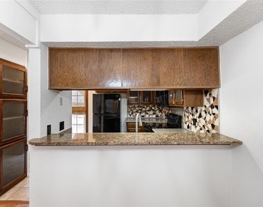 4240 Madera Road - Photo Thumbnail 3