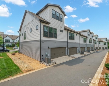 5939 Ardrey Kell Road - Photo Thumbnail 30