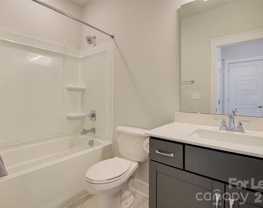 5939 Ardrey Kell Road - Photo Thumbnail 11