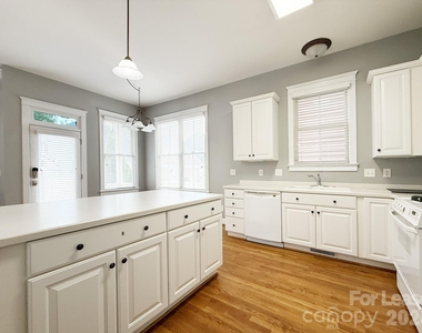 7023 Blakeney Greens Boulevard - Photo Thumbnail 4