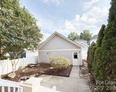 7023 Blakeney Greens Boulevard - Photo Thumbnail 21
