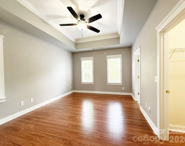 7023 Blakeney Greens Boulevard - Photo Thumbnail 15