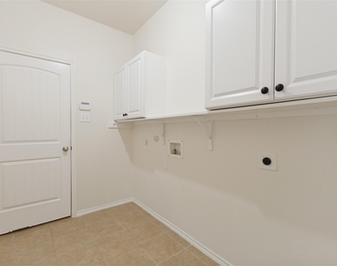 608 Byron Nelson Drive - Photo Thumbnail 20