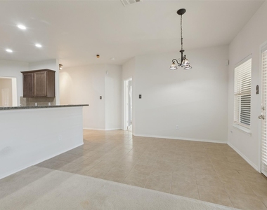608 Byron Nelson Drive - Photo Thumbnail 9