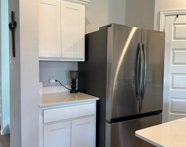 516 Hickory Ridge - Photo Thumbnail 6