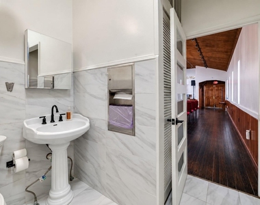 3024 Conklin Street - Photo Thumbnail 26