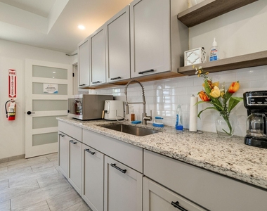 3024 Conklin Street - Photo Thumbnail 24