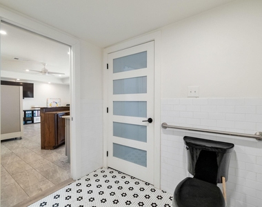 3024 Conklin Street - Photo Thumbnail 29