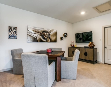 100 Claire Drive - Photo Thumbnail 16
