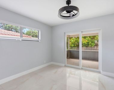 2999 Ne 2nd Avenue - Photo Thumbnail 18