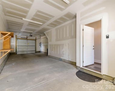 606 W End Drive - Photo Thumbnail 40