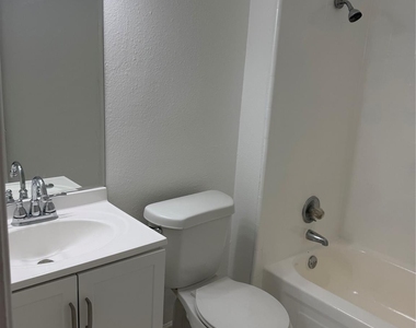 9805 Walnut Street - Photo Thumbnail 13
