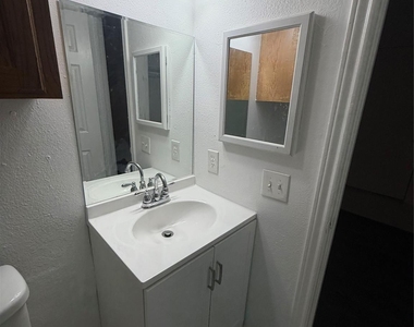 9805 Walnut Street - Photo Thumbnail 18