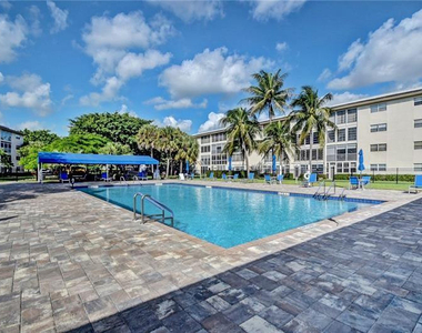 3305 Aruba Way - Photo Thumbnail 18
