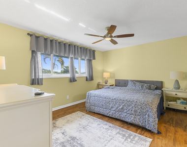 7797 Golf Cir Drive - Photo Thumbnail 16