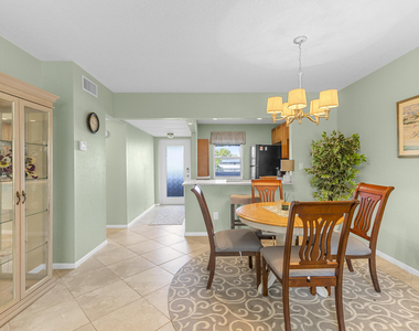 7797 Golf Cir Drive - Photo Thumbnail 14