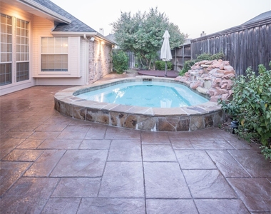 742 Yellowstone Drive - Photo Thumbnail 19