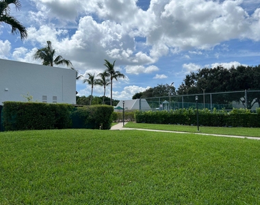 8951 Sw 19th Street - Photo Thumbnail 25