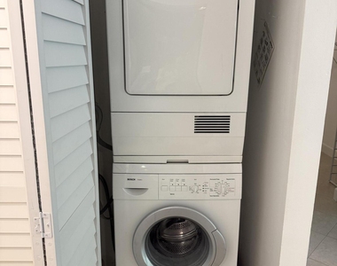 2755 W Atlantic Avenue - Photo Thumbnail 3