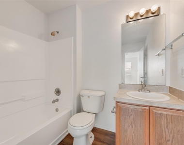 9711 Brierwyck Drive - Photo Thumbnail 19