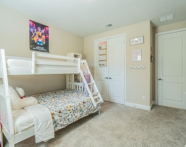 8116 Maybury - Photo Thumbnail 14