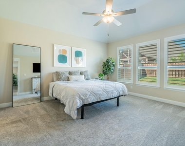 8116 Maybury - Photo Thumbnail 9