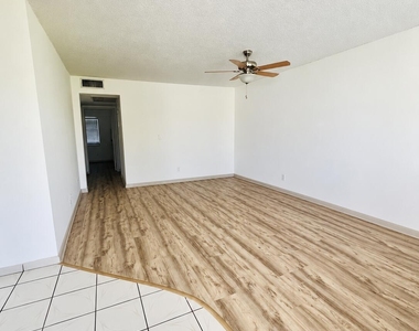 164 Mansfield D - Photo Thumbnail 2