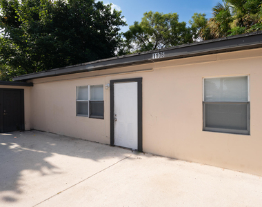 1104 22nd Street - Photo Thumbnail 13