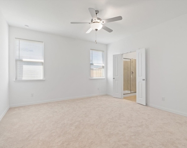 3017 Kaufman Court - Photo Thumbnail 2