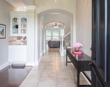 1650 Windmill Court - Photo Thumbnail 7
