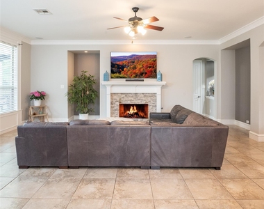 1650 Windmill Court - Photo Thumbnail 15