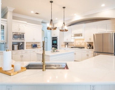 1650 Windmill Court - Photo Thumbnail 12