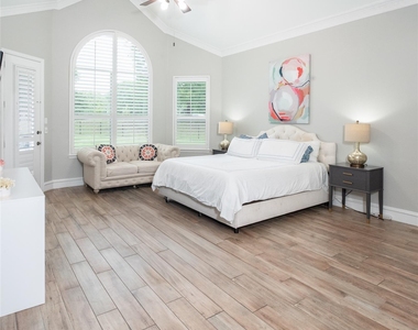 1650 Windmill Court - Photo Thumbnail 18