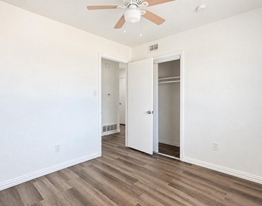 133 Baron Place - Photo Thumbnail 10