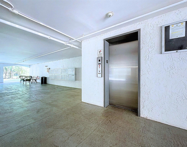 4025 N Federal Highway - Photo Thumbnail 17